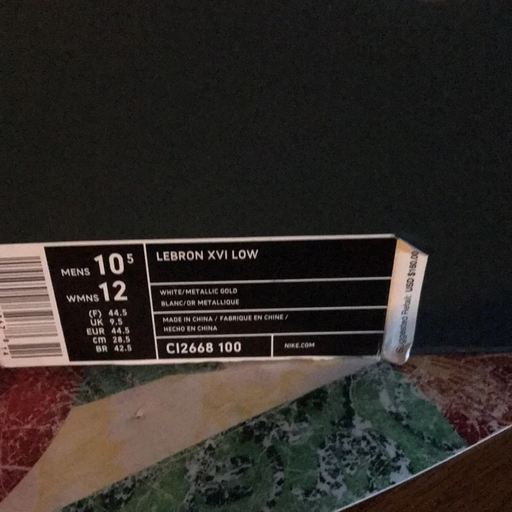 Shoes - Picture 4 of 4